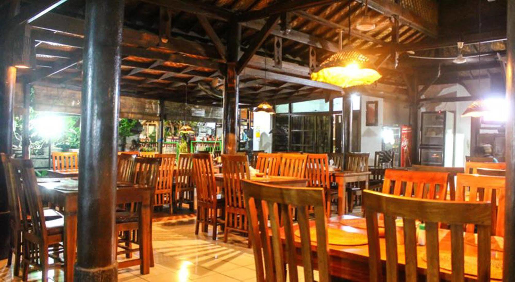 Hotel Puri Tanah Lot Kuta Lombok Zewnętrze zdjęcie